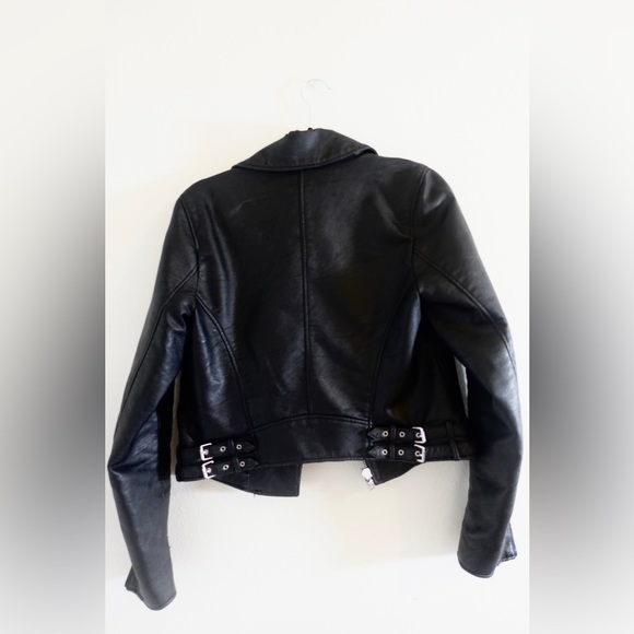 Abercrombie & Fitch Vegan Leather Moto Jacket - Picture 4 of 13